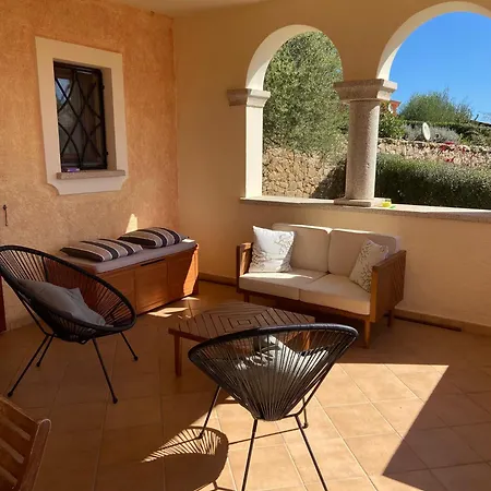 דירה La Terrazza Del Faro אולביה
